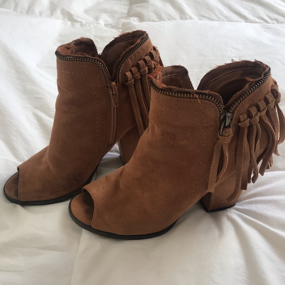 DV Booties